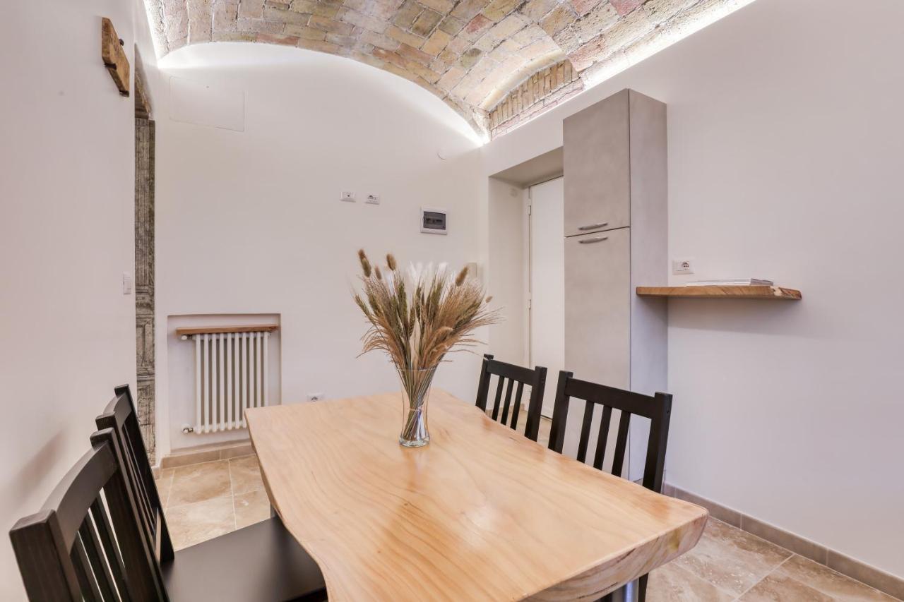 Romarina Apartment Bagian luar foto